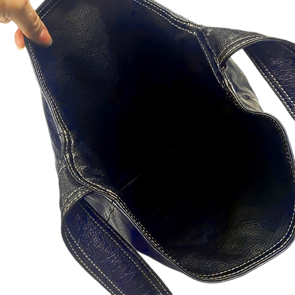 MARC JACOBS 'The Tote Bag' Original, Signature-Emb, Rvsbl, Leather Crossbody - Picture 8 of 9
